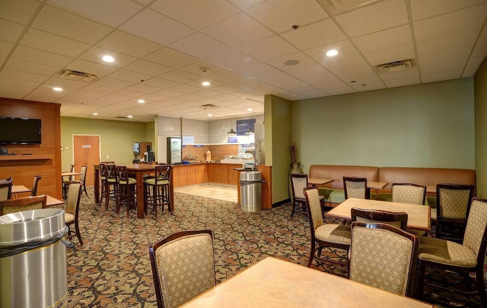 Holiday Inn Express La Plata By Ihg Екстер'єр фото