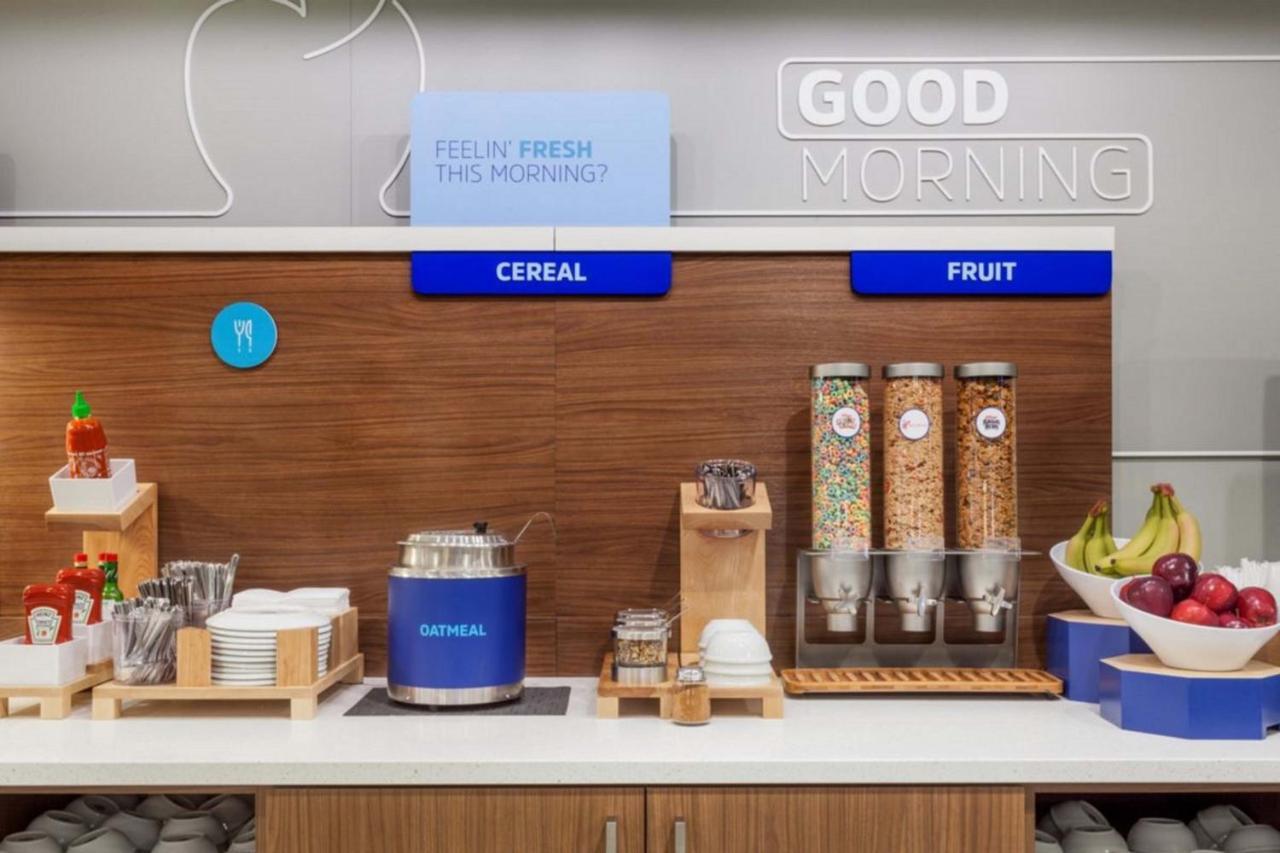 Holiday Inn Express La Plata By Ihg Екстер'єр фото