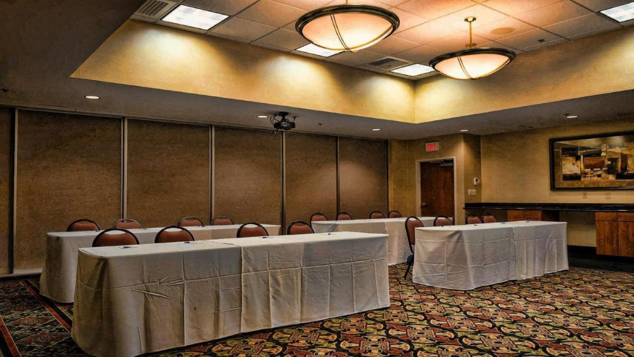 Holiday Inn Express La Plata By Ihg Екстер'єр фото